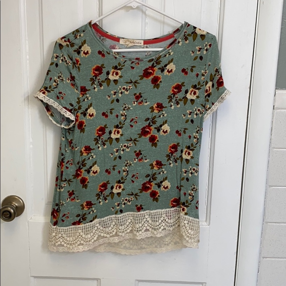 Blue flower t shirt